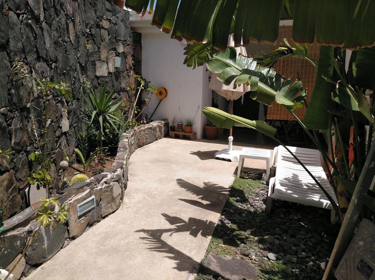2 Calle Las Azucenas Playa Del Aguila  Exterior foto